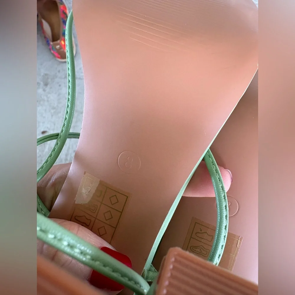 PrettyLittleThing Sage Green Platform Heels Size 8 - Picture 10 of 11